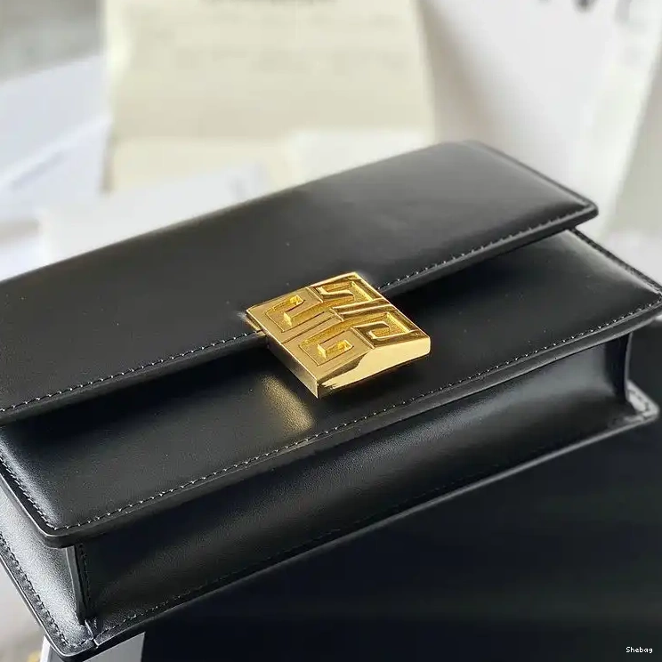 Givenchy Bag 2203RF0023 0627